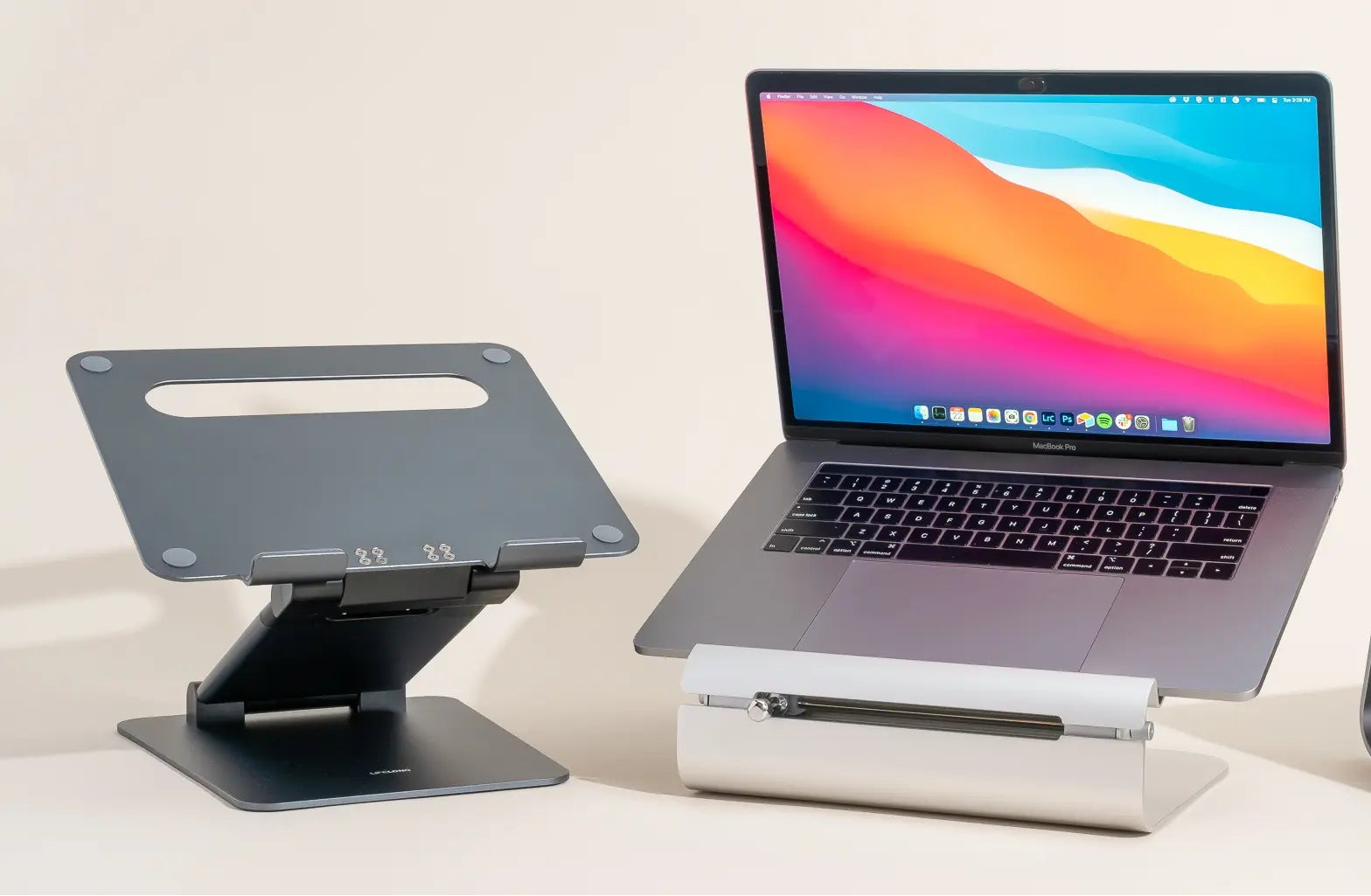 laptop stands
